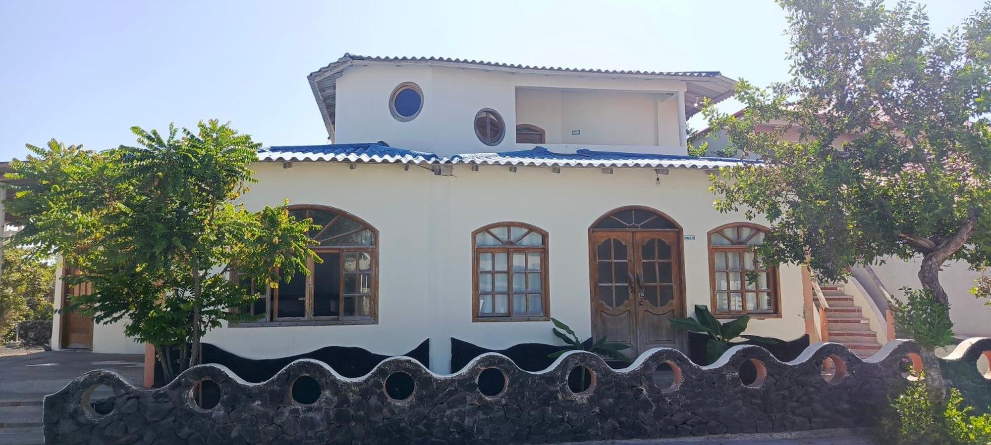 Hostal Poseidon Puerto Villamil Exterior foto